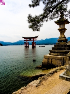 Torii du sanctuaire d'Itsukushima